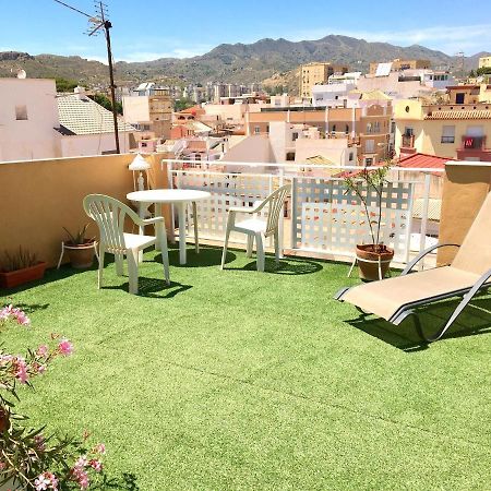 Room With Single Bed In Typical Townhouse With Rooftop Terrace Málaga Buitenkant foto